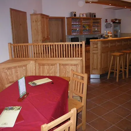 Horska Chata Sedmidoli 招待所 Špindlerŭv Mlýn