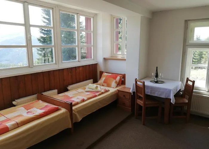 Affittacamere Horská Chata Sedmidolí 3*